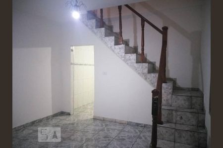 Sala de casa para alugar com 2 quartos, 90m² em Vila Divina Pastora, São Paulo