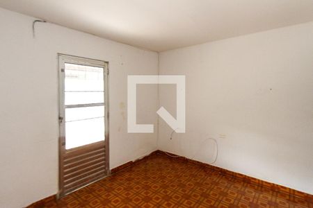 Quarto de casa para alugar com 2 quartos, 90m² em Vila Divina Pastora, São Paulo