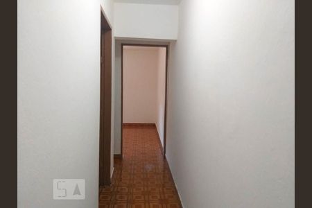 Corredor dos Quartos de casa para alugar com 2 quartos, 90m² em Vila Divina Pastora, São Paulo