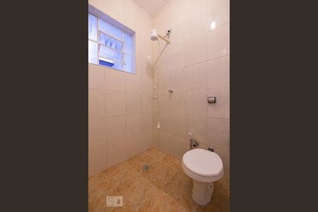 Banheiro de casa para alugar com 1 quarto, 55m² em Alto da Lapa, São Paulo