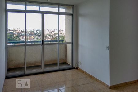 Sala de apartamento para alugar com 3 quartos, 80m² em Rio Pequeno, São Paulo