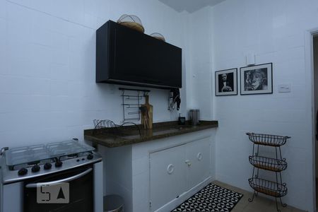 Cozinha de apartamento à venda com 3 quartos, 100m² em Copacabana, Rio de Janeiro