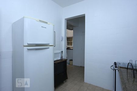 Cozinha de apartamento à venda com 3 quartos, 100m² em Copacabana, Rio de Janeiro