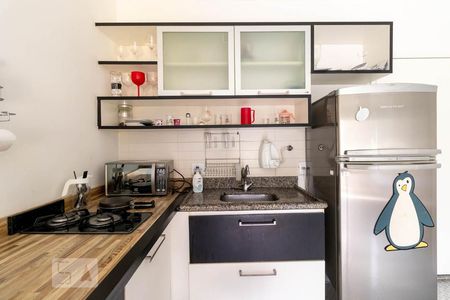 Cozinha de kitnet/studio para alugar com 1 quarto, 29m² em Pinheiros, São Paulo