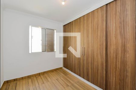 Quarto 1 de apartamento para alugar com 2 quartos, 50m² em Jardim Valéria, Guarulhos