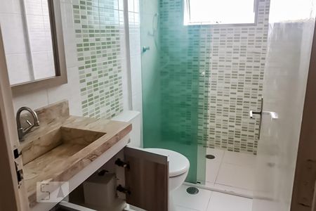 Banheiro de apartamento para alugar com 2 quartos, 50m² em Jardim Valéria, Guarulhos