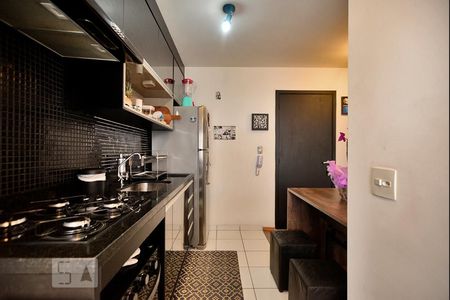 Cozinha de apartamento para alugar com 1 quarto, 32m² em Água Branca, São Paulo