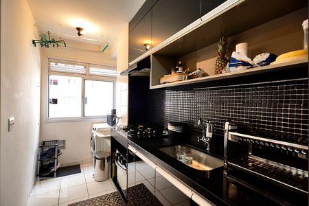 Cozinha de apartamento para alugar com 1 quarto, 32m² em Água Branca, São Paulo