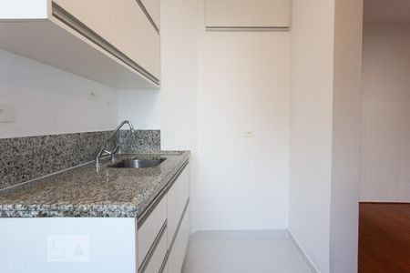 Cozinha de apartamento para alugar com 1 quarto, 51m² em Paraíso, São Paulo