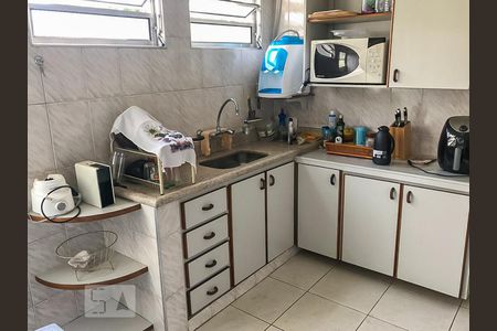 Cozinha de casa à venda com 4 quartos, 350m² em Conjunto Residencial Butantã, São Paulo