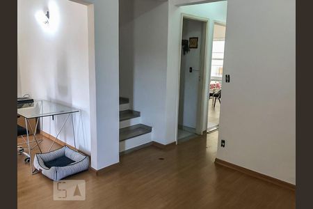 Sala de casa à venda com 4 quartos, 350m² em Conjunto Residencial Butantã, São Paulo