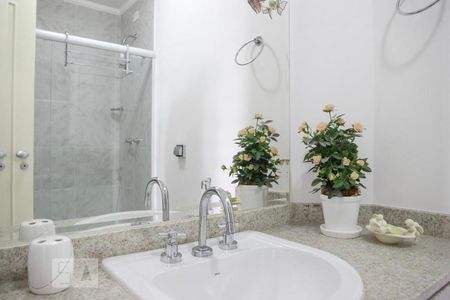 Banheiro da Suíte de casa para alugar com 2 quartos, 98m² em Tatuapé, São Paulo