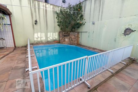 Piscina de casa à venda com 3 quartos, 450m² em Jardim Maia, Guarulhos