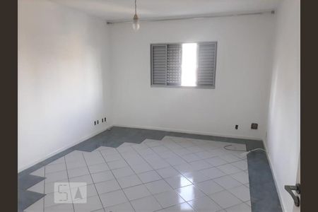 Quarto 1 de casa para alugar com 2 quartos, 139m² em Vila Brasílio Machado, São Paulo