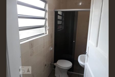 Banheiro de casa para alugar com 2 quartos, 139m² em Vila Brasílio Machado, São Paulo