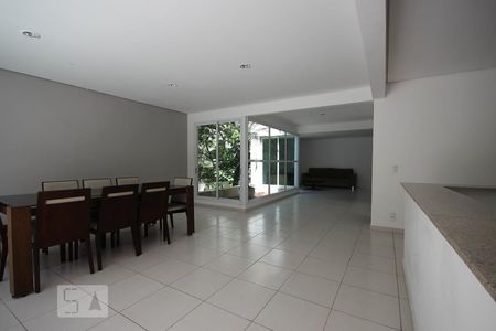 Apartamento à venda com 85m², 2 quartos e 2 vagas Apartamento à venda com 85m², 2 quartos e 2 vagasÁrea Comum