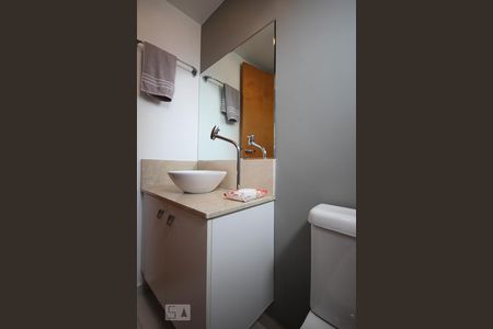 Apartamento à venda com 85m², 2 quartos e 2 vagas Apartamento à venda com 85m², 2 quartos e 2 vagasLavabo