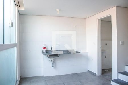 Cozinha de casa de condomínio para alugar com 2 quartos, 85m² em Vila Prudente, São Paulo