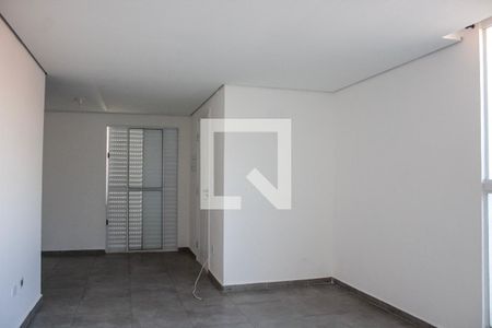 Sala  de casa de condomínio para alugar com 2 quartos, 85m² em Vila Prudente, São Paulo