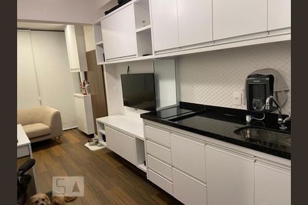 Sala/Cozinha de kitnet/studio à venda com 1 quarto, 32m² em Barra Funda, São Paulo