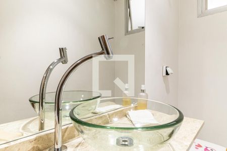 Lavabo de apartamento à venda com 3 quartos, 210m² em Santa Cecília, São Paulo