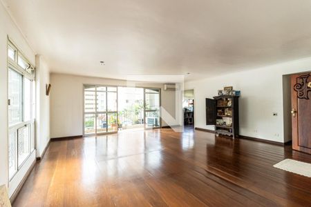 Sala de apartamento à venda com 3 quartos, 210m² em Santa Cecília, São Paulo
