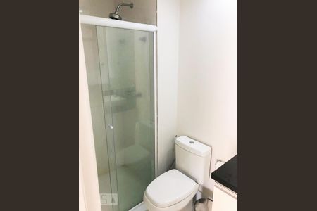 Banheiro de apartamento para alugar com 1 quarto, 38m² em Vila Mariana, São Paulo