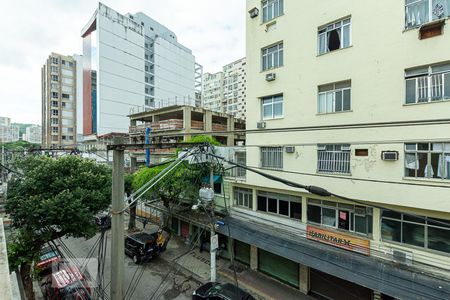 Vista da Sala de apartamento para alugar com 1 quarto, 60m² em Centro, Niterói