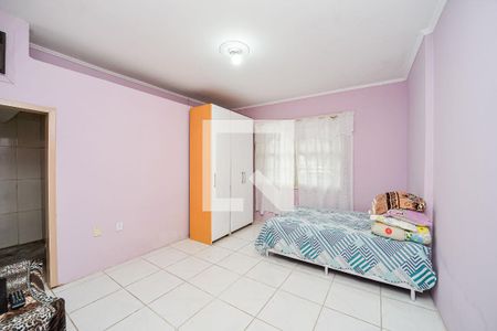 Suíte de casa à venda com 3 quartos, 300m² em Sarandi, Porto Alegre