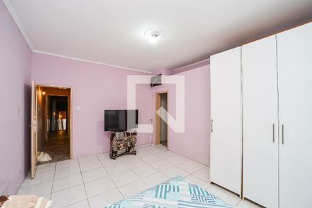 Suíte de casa à venda com 3 quartos, 300m² em Sarandi, Porto Alegre