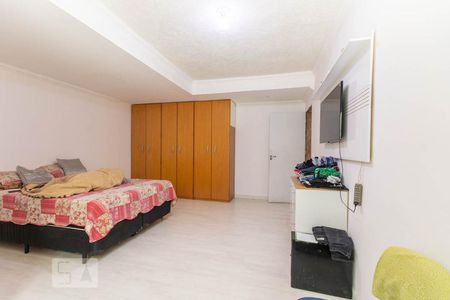 Suíte  de casa para alugar com 4 quartos, 260m² em Vila Verde, São Paulo