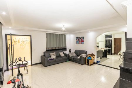 Sala de casa para alugar com 4 quartos, 260m² em Vila Verde, São Paulo