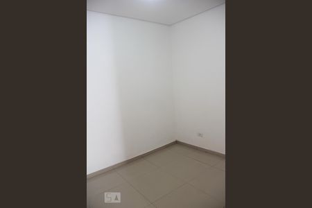 Quarto de casa para alugar com 1 quarto, 30m² em Parque Imperial, São Paulo