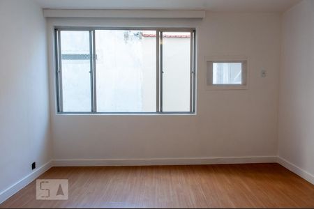 Sala de apartamento para alugar com 2 quartos, 60m² em Humaitá, Rio de Janeiro