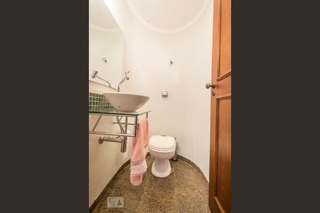 Lavabo de apartamento para alugar com 3 quartos, 147m² em Brooklin Paulista, São Paulo