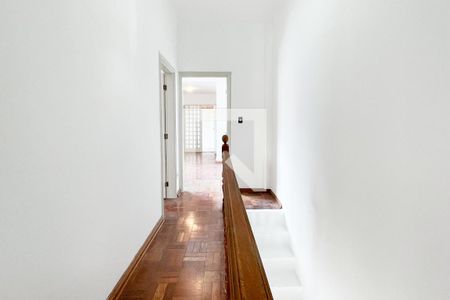 Corredor  de casa para alugar com 3 quartos, 150m² em Vila Mariana, São Paulo