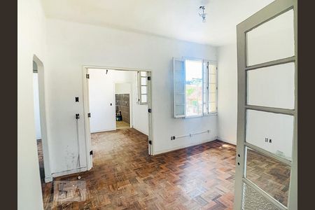 Sala de casa à venda com 3 quartos, 180m² em Glória, Porto Alegre