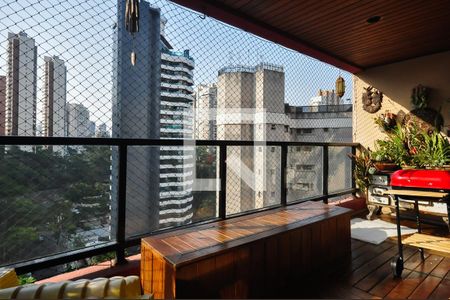 Varanda de apartamento para alugar com 3 quartos, 164m² em Vila Andrade, São Paulo