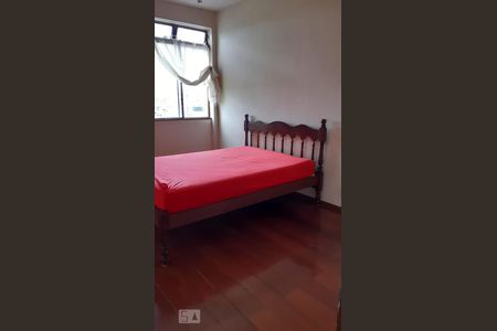 Quarto de apartamento para alugar com 3 quartos, 98m² em Santa Efigênia, Belo Horizonte