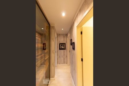 Apartamento à venda com 176m², 3 quartos e sem vaga Apartamento à venda com 176m², 3 quartos e sem vagaCorredor