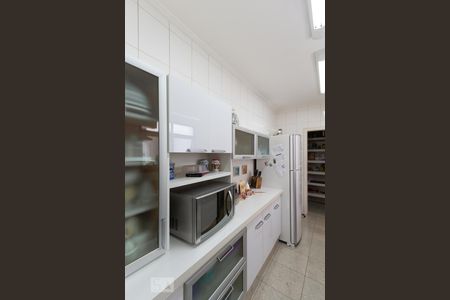 Apartamento à venda com 176m², 3 quartos e sem vaga Apartamento à venda com 176m², 3 quartos e sem vagaCozinha