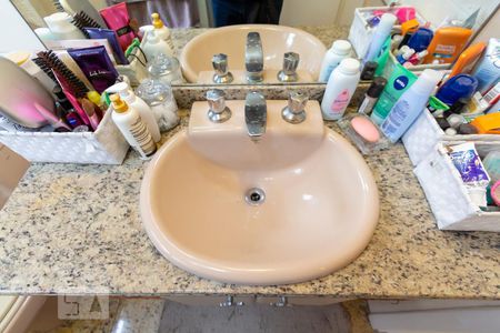 Apartamento à venda com 176m², 3 quartos e sem vaga Apartamento à venda com 176m², 3 quartos e sem vagaBanheiro da suíte 3