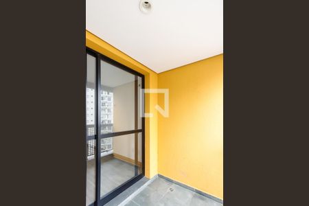 Sacada de apartamento à venda com 2 quartos, 58m² em Santa Teresinha, São Paulo