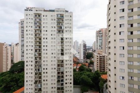 Vista de apartamento à venda com 2 quartos, 58m² em Santa Teresinha, São Paulo