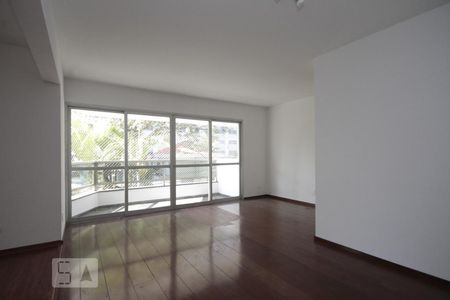 Sala de apartamento à venda com 3 quartos, 110m² em Higienópolis, São Paulo