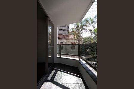 Varanda de apartamento à venda com 3 quartos, 110m² em Higienópolis, São Paulo