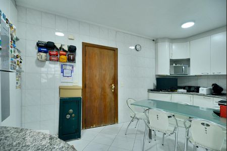 Cozinha de apartamento à venda com 4 quartos, 160m² em Perdizes, São Paulo