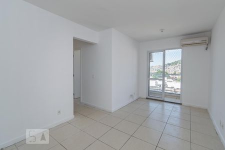 Sala de apartamento à venda com 3 quartos, 60m² em Vaz Lobo, Rio de Janeiro