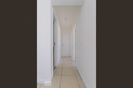 Corredor de apartamento à venda com 3 quartos, 60m² em Vaz Lobo, Rio de Janeiro