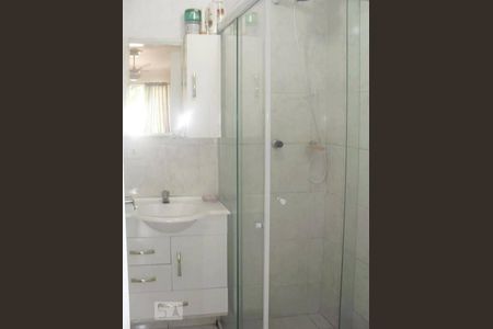 Banheiro de apartamento à venda com 3 quartos, 47m² em Vila Sílvia, São Paulo